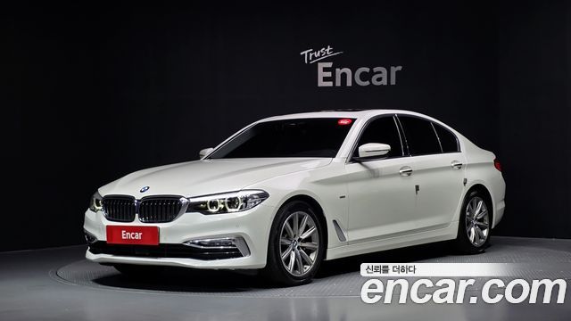 BMW 5 Series (G30) 520i Luxury 2018 — фото 1