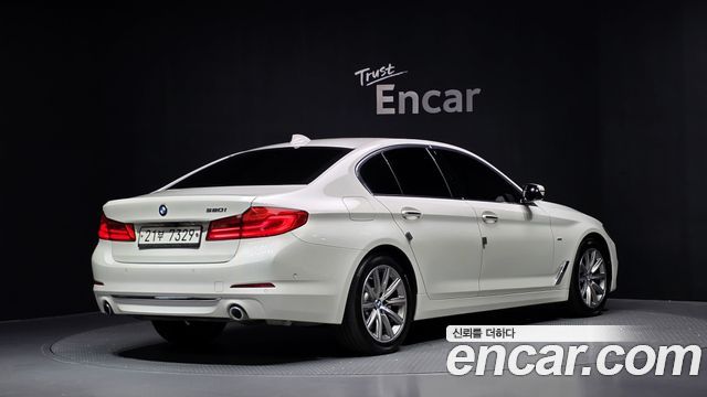 BMW 5 Series (G30) 520i Luxury 2018 — фото 2
