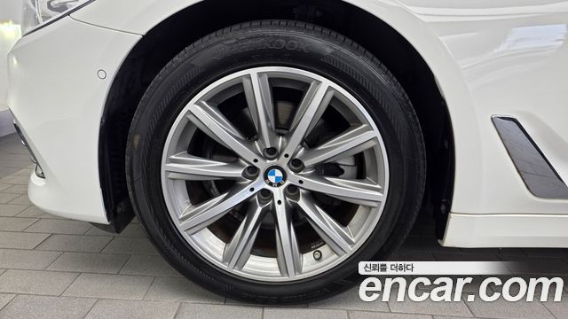 BMW 5 Series (G30) 520i Luxury 2018 — фото 5