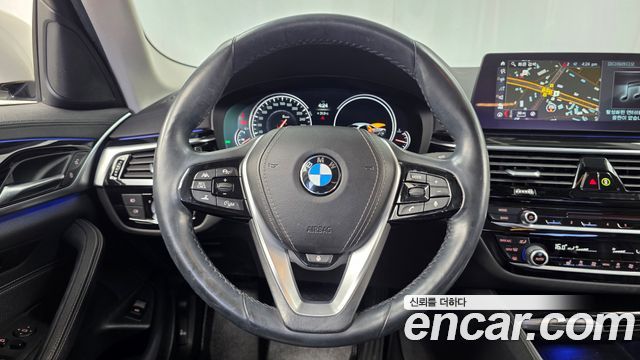 BMW 5 Series (G30) 520i Luxury 2018 — фото 13