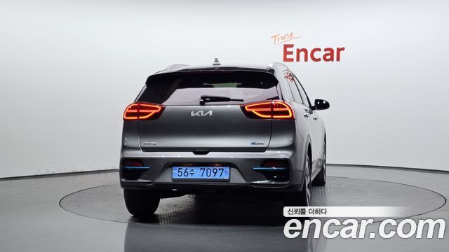Kia Niro EV Prestige 2022 — фото 4