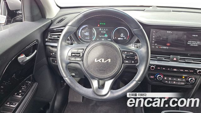 Kia Niro EV Prestige 2022 — фото 17
