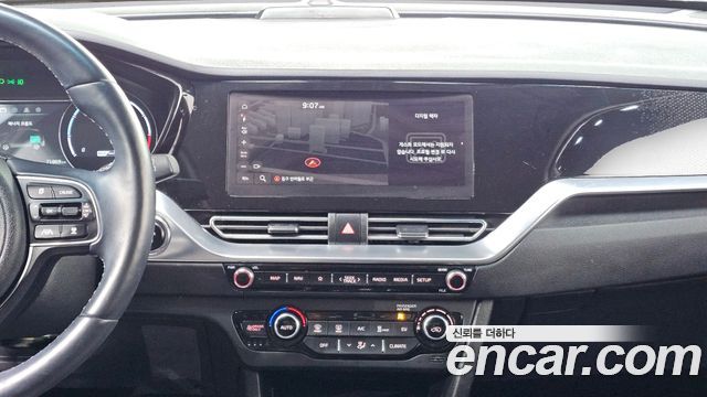Kia Niro EV Prestige 2022 — фото 18