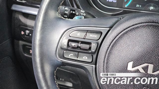 Kia Niro EV Prestige 2022 — фото 20