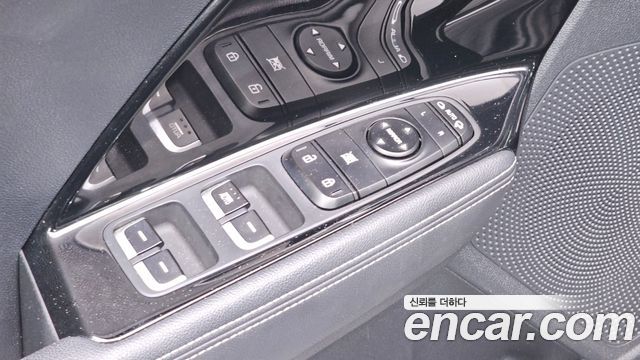 Kia Niro EV Prestige 2022 — фото 24