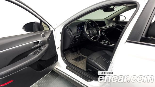Hyundai Sonata (DN8) 2.0 Premium 2021 — фото 10