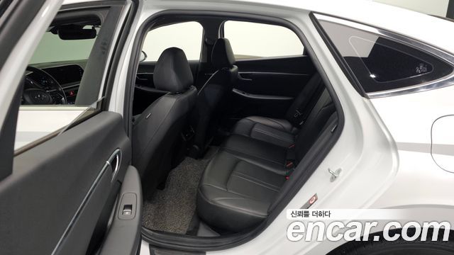 Hyundai Sonata (DN8) 2.0 Premium 2021 — фото 11