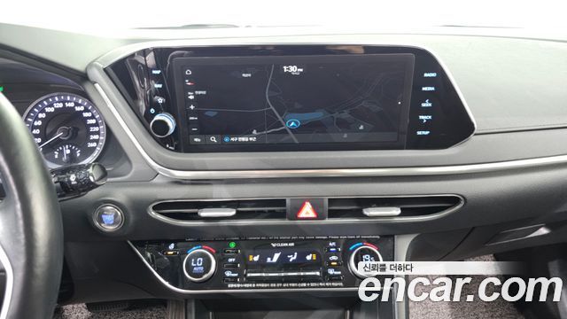 Hyundai Sonata (DN8) 2.0 Premium 2021 — фото 14