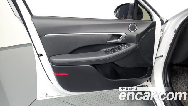 Hyundai Sonata (DN8) 2.0 Premium 2021 — фото 24