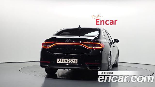 Hyundai Grandeur (IG) 3.0 Premium 2019 — фото 4