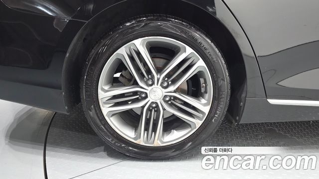 Hyundai Grandeur (IG) 3.0 Premium 2019 — фото 21