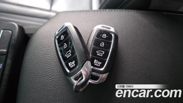 Hyundai Grandeur (IG) 3.0 Premium 2019 — фото 31