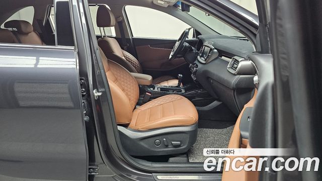 Kia Sorento Gasoline 2.0 Turbo 2WD Master Special 2020 — фото 26