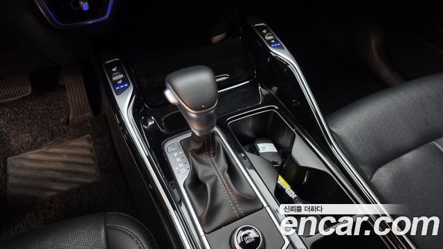 Kia Sorento (IV) Gasoline 2.5T 2WD Prestige 2023 — фото 9