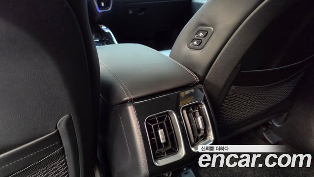 Kia Sorento (IV) Gasoline 2.5T 2WD Prestige 2023 — фото 30