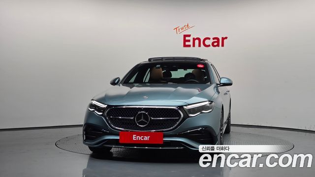 Mercedes-Benz E-Class (W214) E300 4MATIC AMG Line 2025 — фото 3