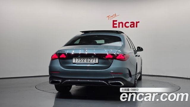 Mercedes-Benz E-Class (W214) E300 4MATIC AMG Line 2025 — фото 4