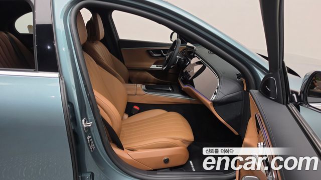 Mercedes-Benz E-Class (W214) E300 4MATIC AMG Line 2025 — фото 26