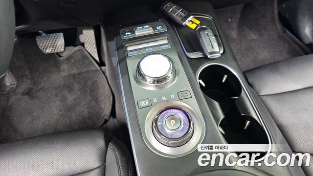Genesis GV70 2.5T Gasoline 2WD 2022 — фото 9