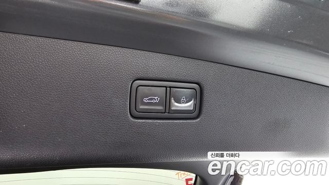 Genesis GV70 2.5T Gasoline 2WD 2022 — фото 30