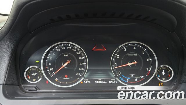 BMW 7 Series (F01) 750Li xDrive 2013 — фото 8