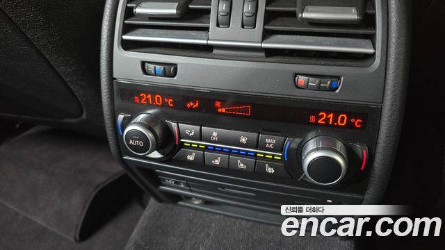 BMW 7 Series (F01) 750Li xDrive 2013 — фото 19