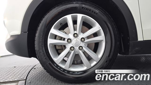 KG Mobility (SsangYong) Tivoli VX 2WD 2015 — фото 5