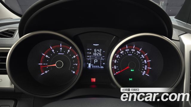 KG Mobility (SsangYong) Tivoli VX 2WD 2015 — фото 8