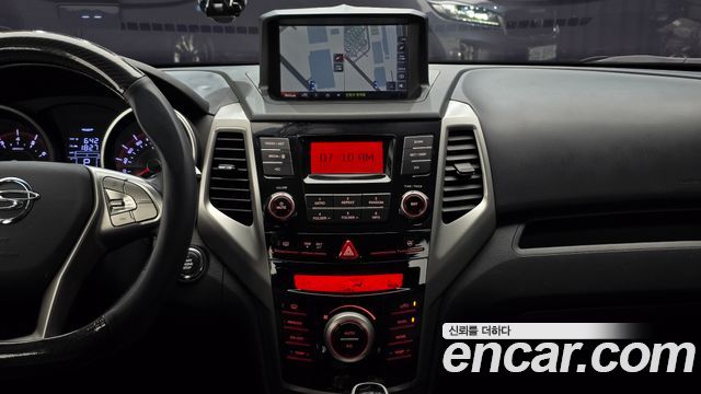 KG Mobility (SsangYong) Tivoli VX 2WD 2015 — фото 15