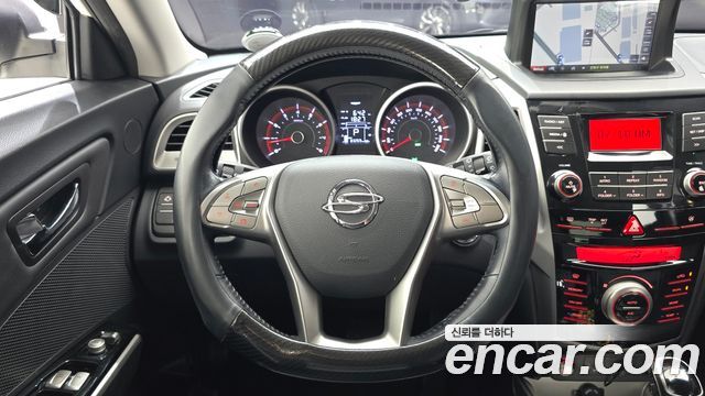KG Mobility (SsangYong) Tivoli VX 2WD 2015 — фото 17