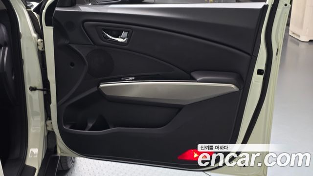 KG Mobility (SsangYong) Tivoli VX 2WD 2015 — фото 25
