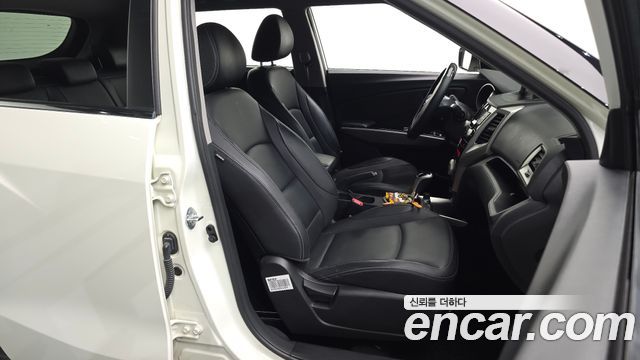 KG Mobility (SsangYong) Tivoli VX 2WD 2015 — фото 26