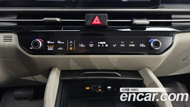 Kia Sportage Hybrid (V) HEV 1.6 4WD Signature 2025 — фото 35