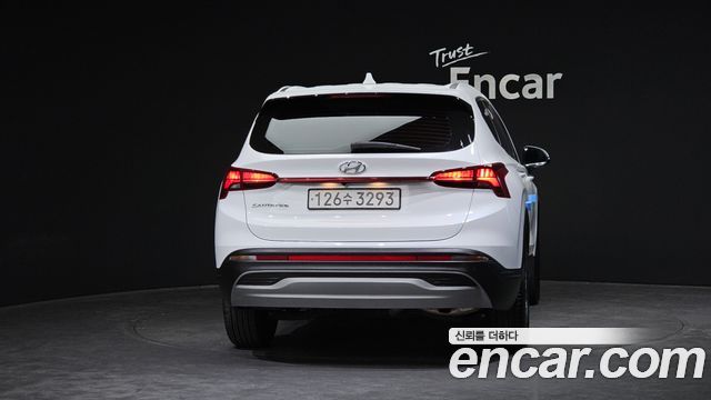 Hyundai Santa Fe Diesel 2.2 2WD Exclusive 2023 — фото 4