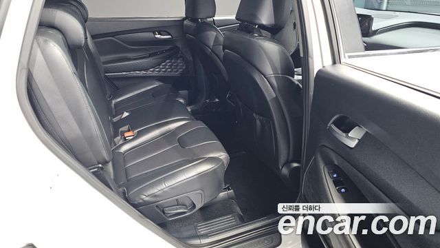 Hyundai Santa Fe Diesel 2.2 2WD Exclusive 2023 — фото 11