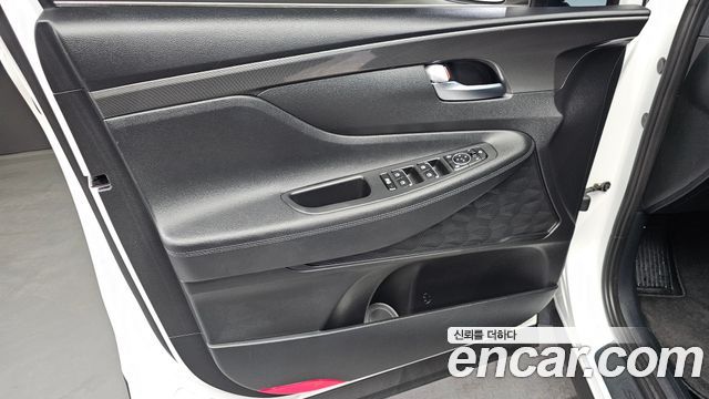 Hyundai Santa Fe Diesel 2.2 2WD Exclusive 2023 — фото 24