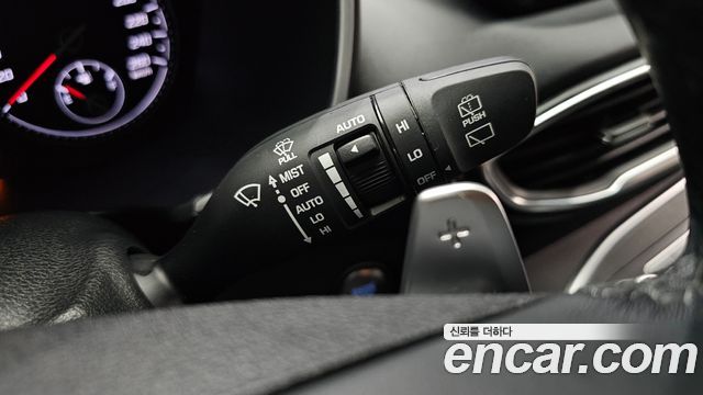 Hyundai Santa Fe Diesel 2.2 2WD Exclusive 2023 — фото 27