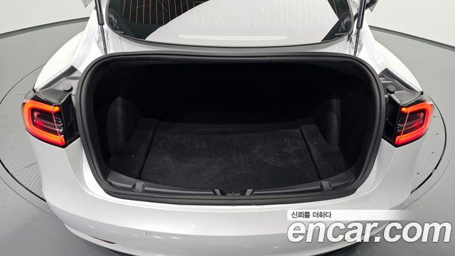 Tesla Model 3 Standard Range Plue RWD 2020 — фото 15