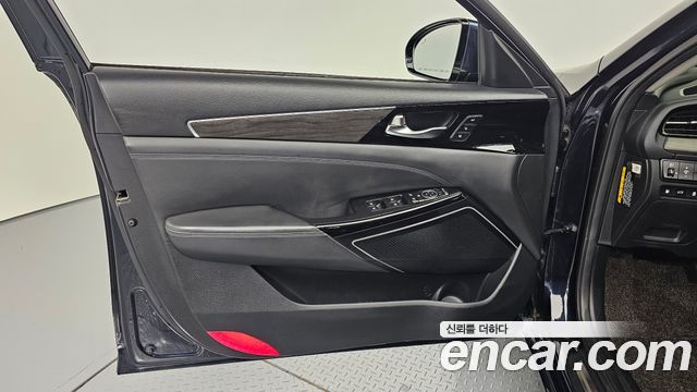 Kia K7 Premier 2.5 GDI Noblesse 2020 — фото 24