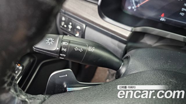 Kia K7 Premier 2.5 GDI Noblesse 2020 — фото 29