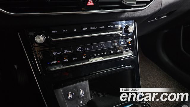 Kia K7 Premier 2.5 GDI Noblesse 2020 — фото 32