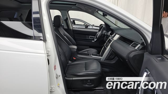 Land Rover Discovery Sport 2.0 TD4 SE (150PS) 2018 — фото 11