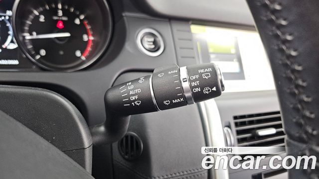 Land Rover Discovery Sport 2.0 TD4 SE (150PS) 2018 — фото 19