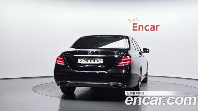 Mercedes-Benz E-Class (W213) E300 Avantgarde 2019 — фото 4