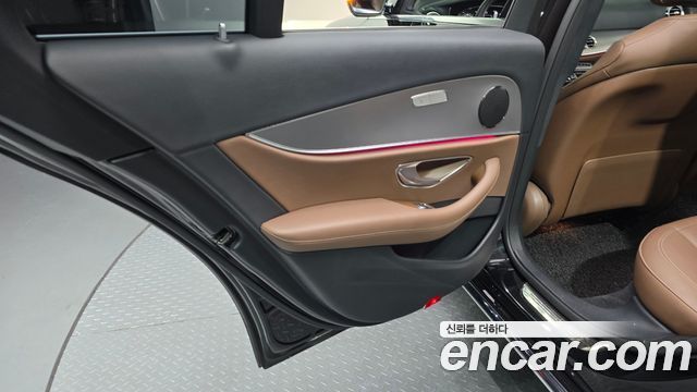 Mercedes-Benz E-Class (W213) E300 Avantgarde 2019 — фото 25
