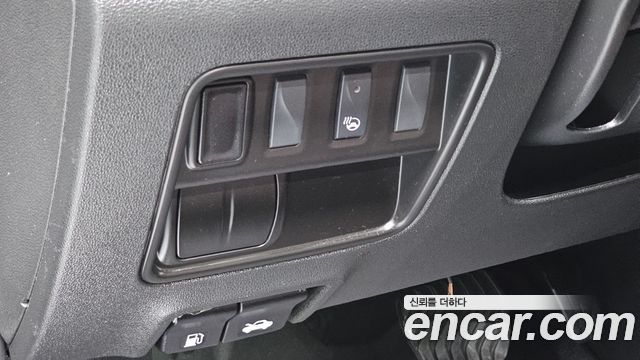 Renault Korea QM6 Gasoline 2WD RE Signature 2019 — фото 18