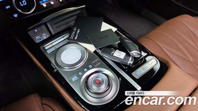Genesis G80 (RG3) Gasoline 2.5 Turbo AWD 2022 — фото 9