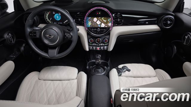 MINI Cooper S Classic Launch Pack Third Generation 2023 — фото 7