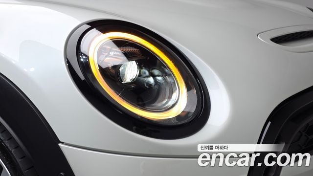 MINI Cooper S Classic Launch Pack Third Generation 2023 — фото 22