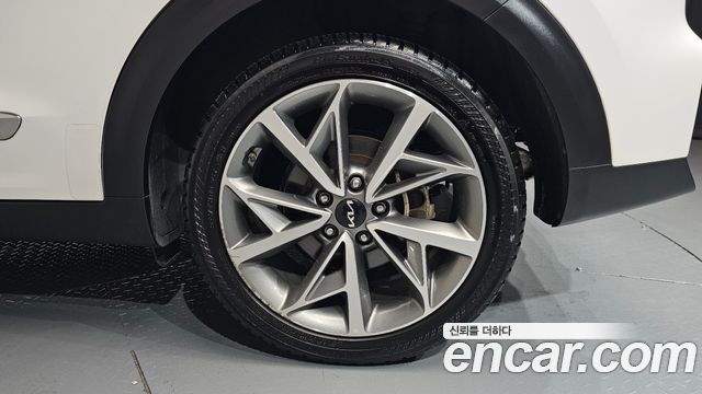 Kia Niro 1.6 HEV Signature 2022 — фото 21
